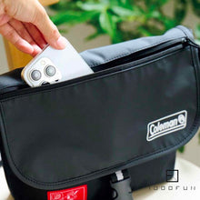 將圖片載入圖庫檢視器 COLEMAN x PEANUTS 斜揹袋