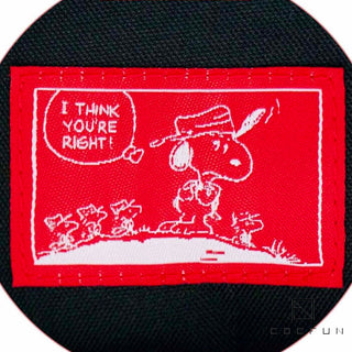 COLEMAN x PEANUTS 斜揹袋
