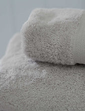 將圖片載入圖庫檢視器 THE WHITE COMPANY Luxury Egyptian Cotton Hand Towel