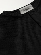 將圖片載入圖庫檢視器 FEAR OF GOD ESSENTIALS Logo-Appliquéd Waffle-Knit Cotton-Jersey Henley T-Shirt